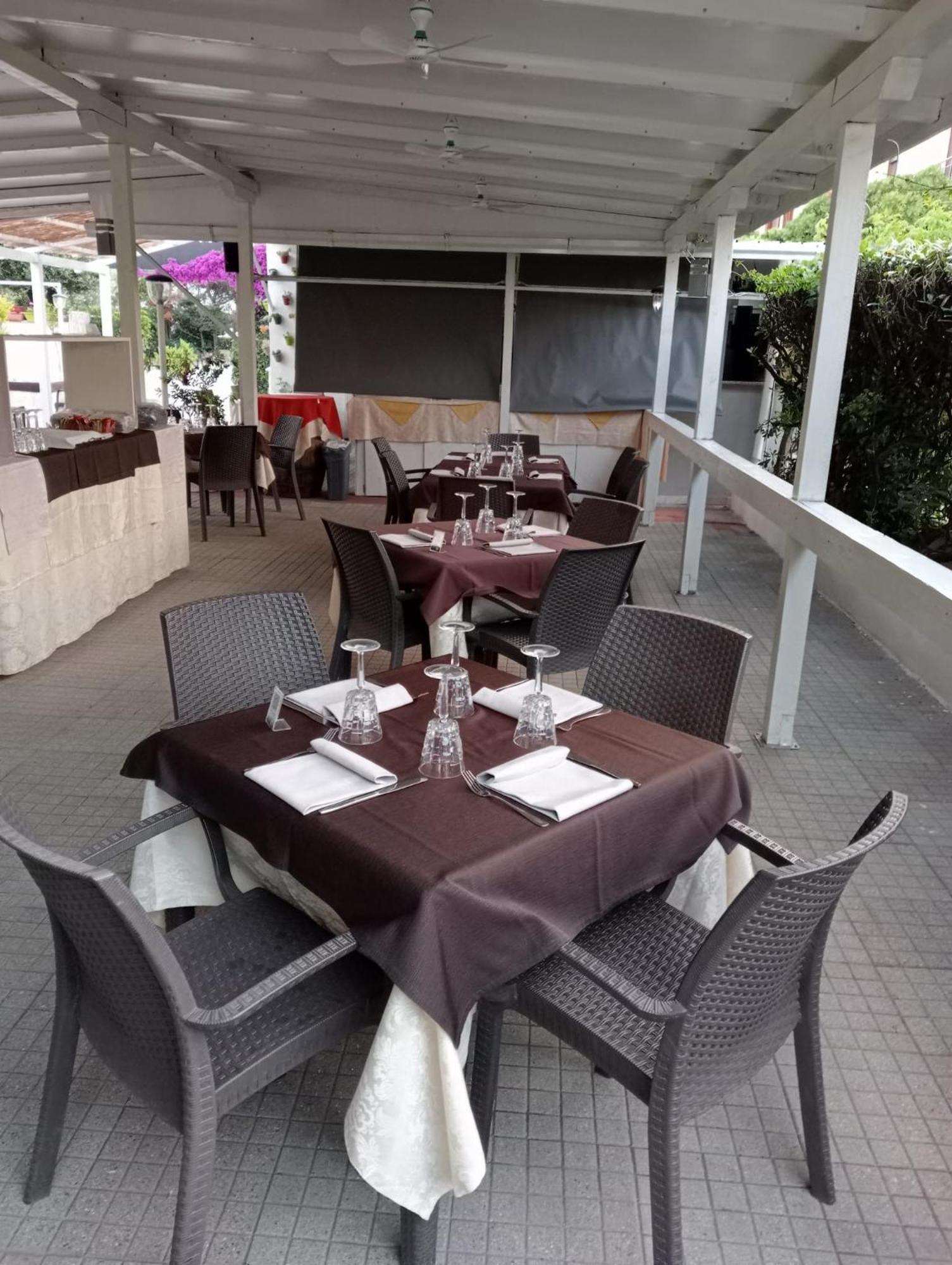 Hotel Praja Mare Прая-а-Маре Екстер'єр фото
